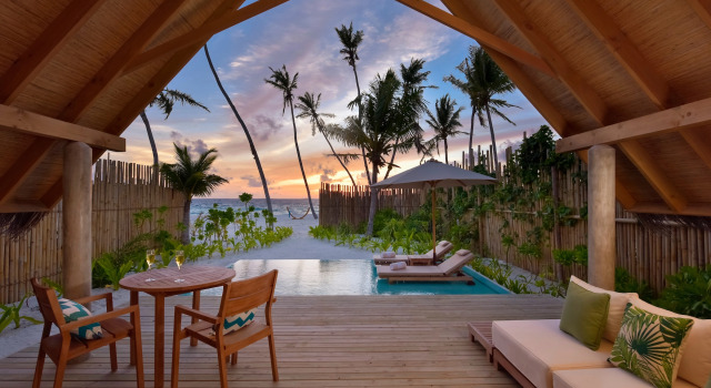 Двухместная вилла Beach с бассейном Sunset Fushifaru Maldives