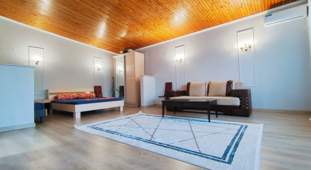 Kaspiyskiy Briz Guest House