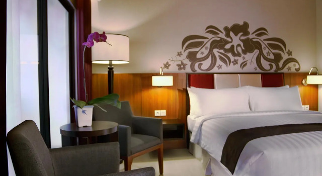 Executive Doppel Suite Aston Bojonegoro City Hotel