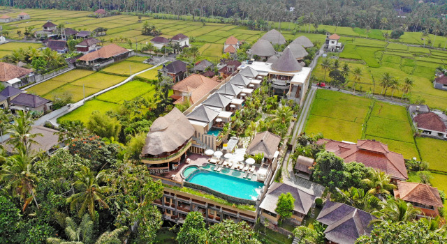 Вилла The Sankara Suites & Villa