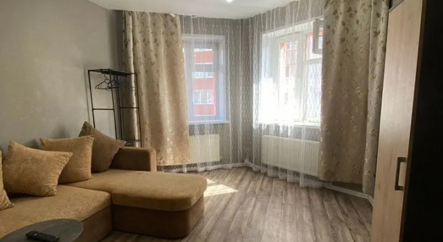 Uyutnaya Odnushka V Avalone Flat, Prenota Appartamento Neftekamsk 