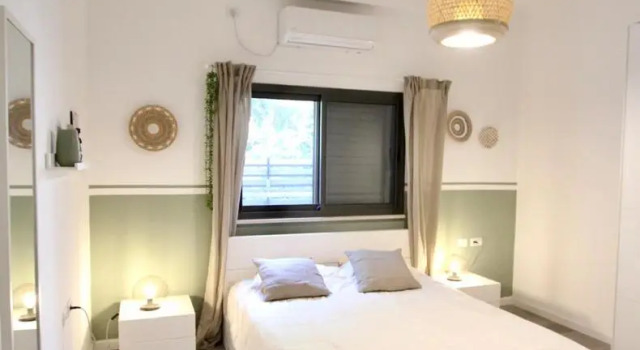 Апартаменты Апартаменты Modern & Design by FeelHome
