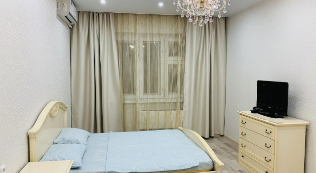 2-Kh Komnatnaya U Ploschadi Pobedy Flat, Prenota Appartamento Jakutsk Yakutia