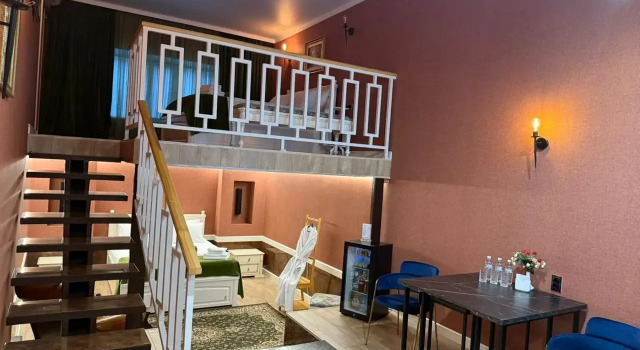 Четырёхместный люкс Апарт-отель Turan Semey Grand Hotel