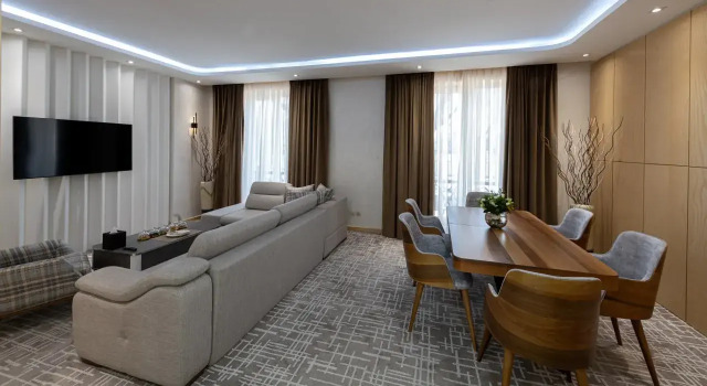 Двухместные апартаменты Comfort с балконом LOTTE City Hotels Tashkent Palace