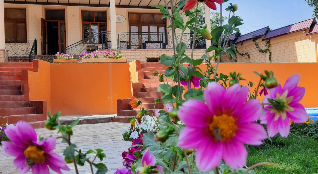 Apachi V Gorakh Chimgana Recreation Camp, Rezervați Bază turistică Chimgan Tashkent