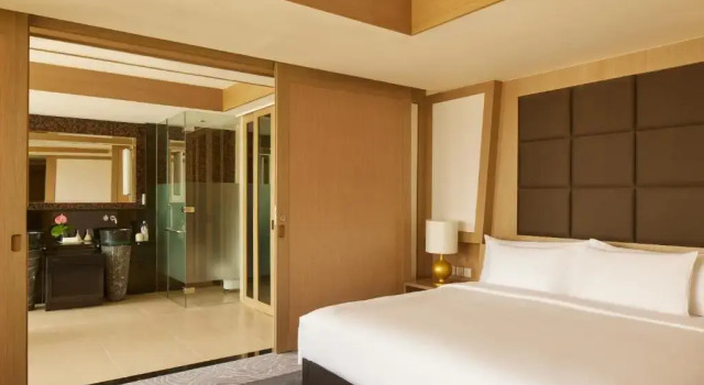 Люкс Serenity с 2 комнатами с красивым видом из окна Banyan Tree Bangkok