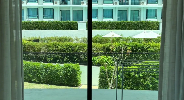 Четырёхместный люкс Premier с балконом Отель Wyndham La Vita Rawai Phuket