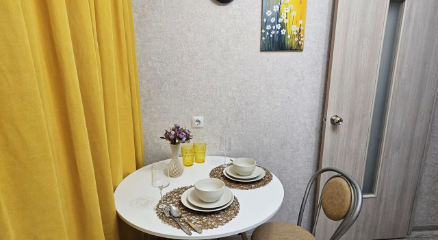 Uyutnaya V Zaozernom Flat, Réserver Appartement Kourgan 