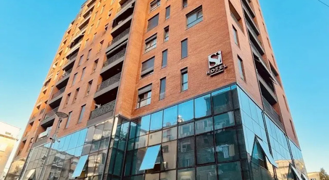 Отель Si