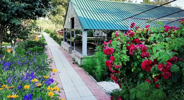 Kottedzh Malinovy Ray Private house, Prenota Casa vacanze Hotel a Central Russia con parcheggio, Parcheggio