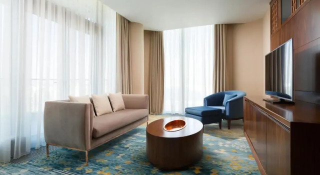 Двухместный люкс Expo c 1 комнатой Hilton Astana