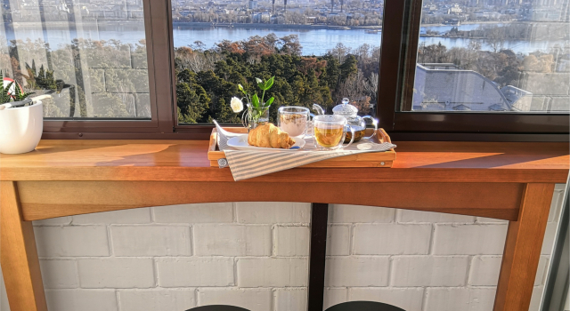 Milk&Honey Studio S Shikarnym Vidom Na Gorod I Reku Flat, Boek Appartement Hotels in Irkoetsk met parkeren, Parkeren