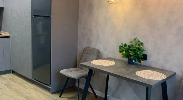 Uyutnaya Na 2 Yuzhnoy Flat, Prenota Appartamento Hotel a Anello d'Oro con parcheggio, Parcheggio