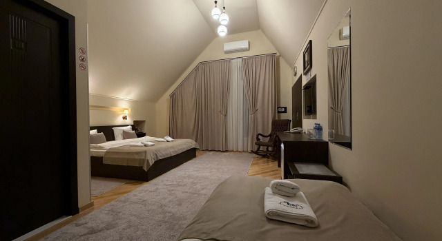 Camera tripla Family con balcone S&L Boutique Hotel