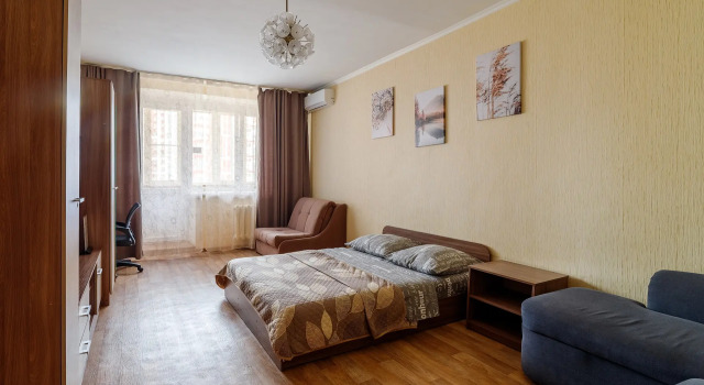 Апартаменты Квартира ПрезентХаус на Карла Маркса 175k3 k19