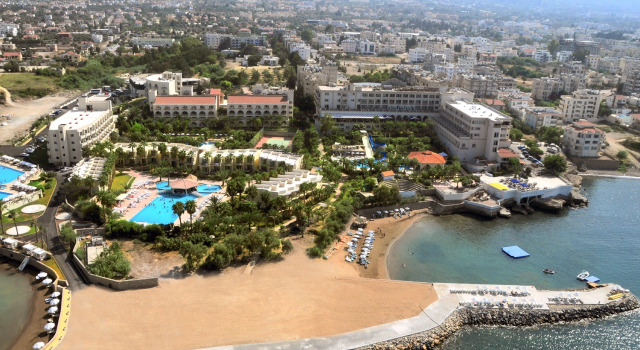 Отель Oscar Resort