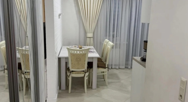 Studiya V Tsentre Goroda S Dizaynerskim Remontom Flat, Réserver Appartement Hôtels SPA à Brest, SPA