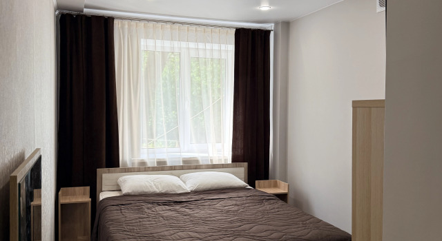 Familie suite cu vedere la curte Polyaris Hotel