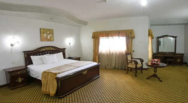 Imperial Botanical Beach Hotel, Rezerwuj Hotel Entebbe 