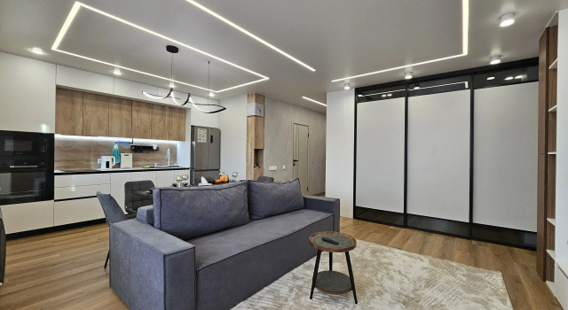 Dizaynerskie Premium Apartamenty V Tsentre Goroda Flat, Reserva ahora Apartamento Hoteles en Najodka con piscina, Piscina