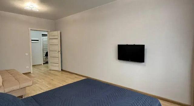 Uyutnye v Tsentre Goroda Apartment, Prenota Appartamento Hotel a Samara con parcheggio, Parcheggio