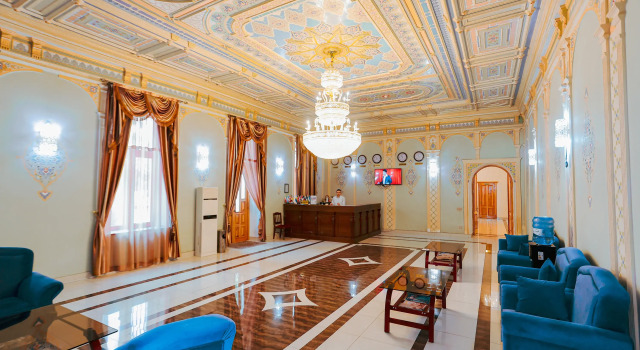 Отель Yangi Sharq Hotel