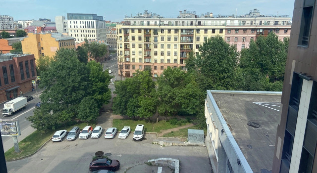Апартаменты Alex Studio в апарт-отеле Авеню на Малом, Забронировать Апартаменты/квартира Отели Санкт-Петербурга с парковкой, рядом с Музей современного искусства Эрарта, Парковка