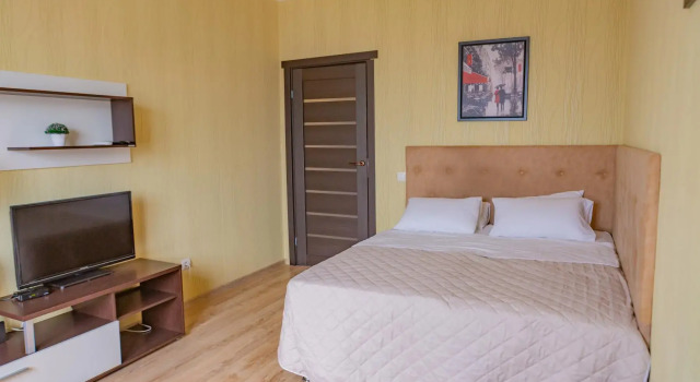 Апартаменты SWEET HOME APARTS Серебровская 91