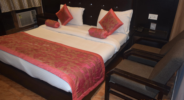 Trishul Hotel, Rezervovat Hotel Haridvár Uttarakhand