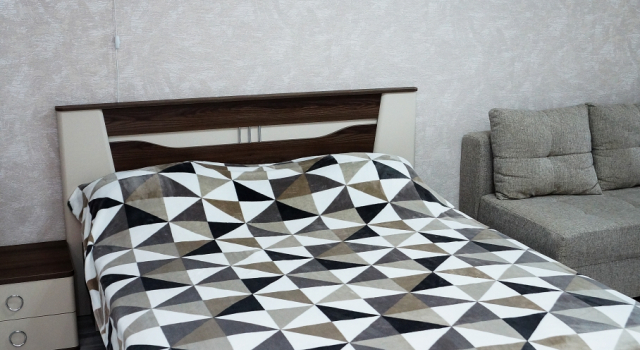Posutochno Flat, Book Lejlighed Hoteller i Sayansk med parkering, Parkering