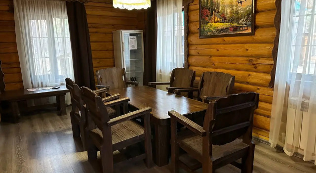 Гостевой дом Садовника с балконом и с красивым видом из окна "Березка"