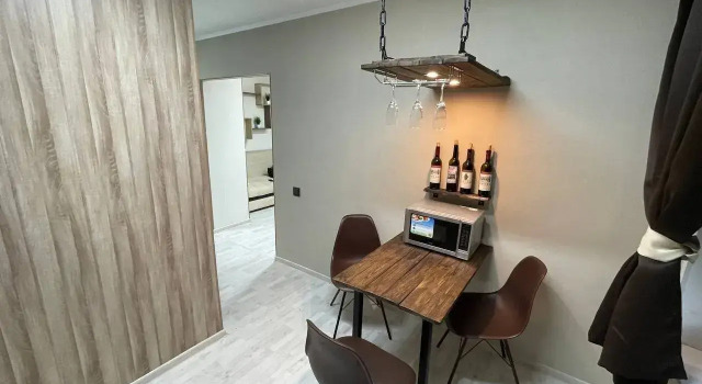 Na Bulvare Sherstneva 12B Flat, Rezerwuj Apartament Hotele w Republika Komi z parkingiem, Parking