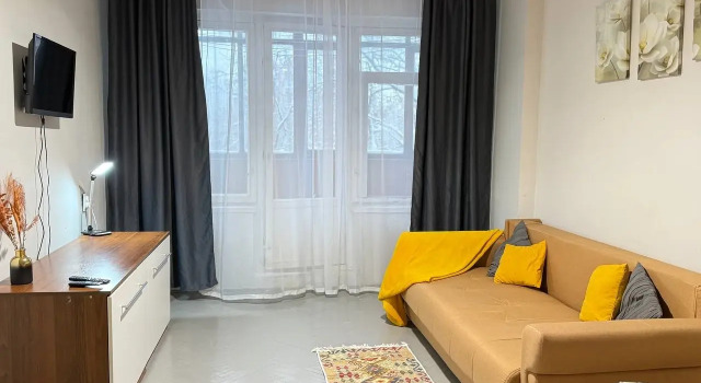 2-k na 6 Gostey 20 Min do Centra Ryadom s Metro Zaselenie 24/27 Flat, Reserva ahora Apartamento UVAO Area Moscú, cerca de Kuszminki