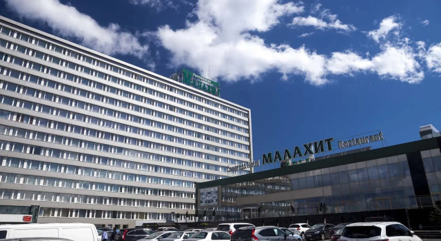Отель Малахит