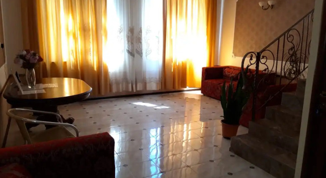 Гостевой Дом Арт-Хаус