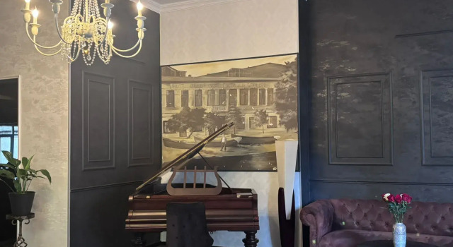 Aura Boutique Hotel