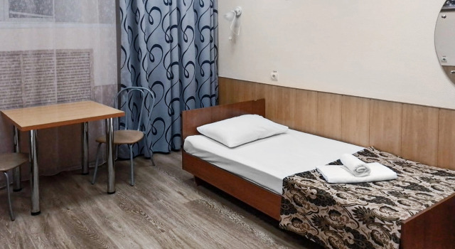 Кровать в общем номере Отель Smart Hotel Смоленск