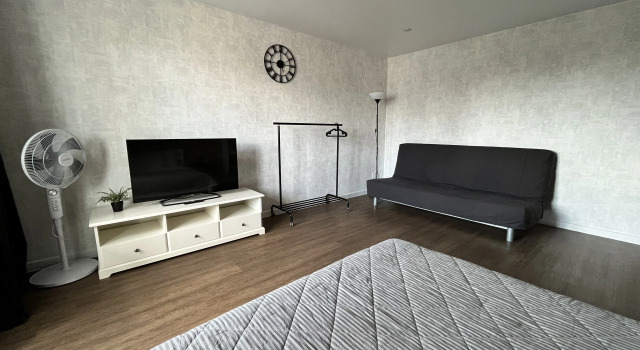 Bolshaya I Uyutnaya V Ufe Demskiy Rayon Flat, Rezervovat Apartmán Hotely v Bashkortostan s parkováním, Parkování