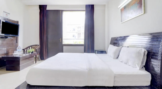 Номер Executive Отель Blue Moon Residency Hotel & Restaurant