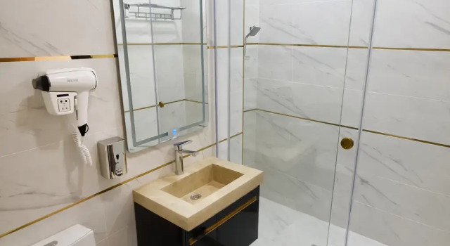 Полулюкс Superior Отель Aram Baland Hotel 13th floor