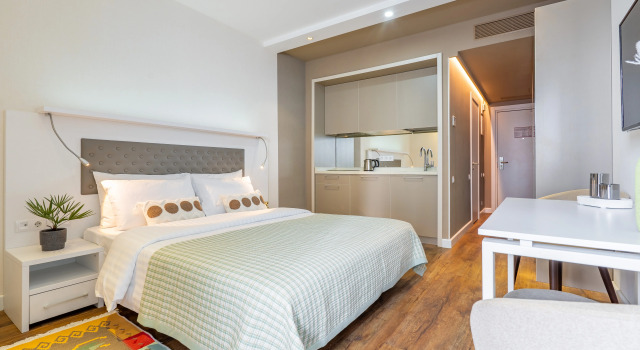 High-Floor Sea View Alliance Palace Apartments, Book Apartment Batumi 