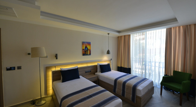 Двухместный номер Standard с балконом Seyir Village Hotel