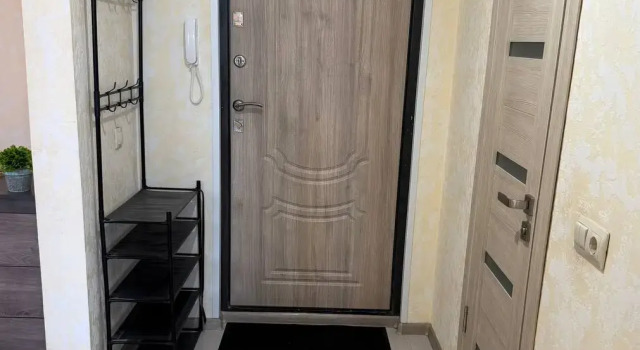 Uyutnaya V 10 Minutakh Ot Aeroporta Flat, Buchen Sie Ferienwohnung Artjom Region Primorje
