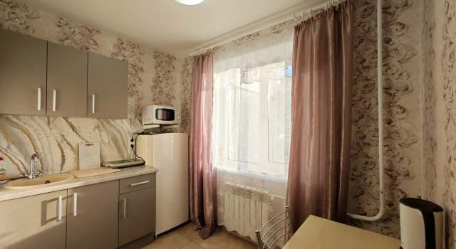 Ot Sutochno.tob Apartments, Prenota Appartamento Hotel a Tyumen Region con parcheggio, Parcheggio