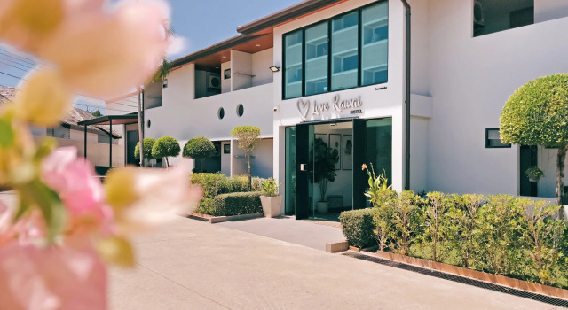 Love Rawai Hotel, Забронировать Отель Отели Раваи 3 звезды, рядом с Пляж Раваи, 3*