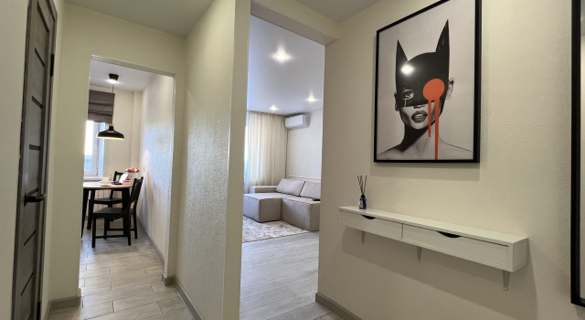 Dizaynerskie "Batman-House" Apartaments, Boek Appartement Hotels in Pavlodar Region met parkeren, Parkeren