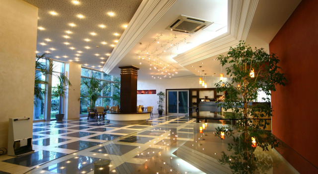 Отель Montenegro Beach Resort