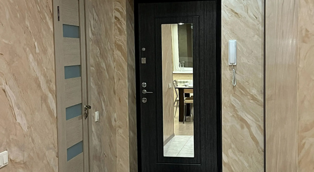 Flat Uyutnaya Studiya S Otlichnym Raspolozheniem, Ne Daleko Ot R. Volga, Prenota Appartamento Hotel a Samara con piscina, Piscina