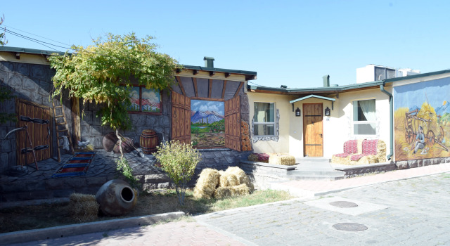 Armenian Village Park Hotel